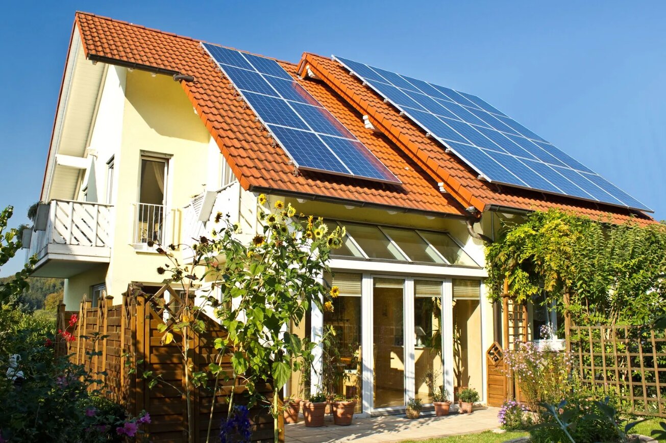 How Home Energy Storage Systems Are Key to the Energy Transition